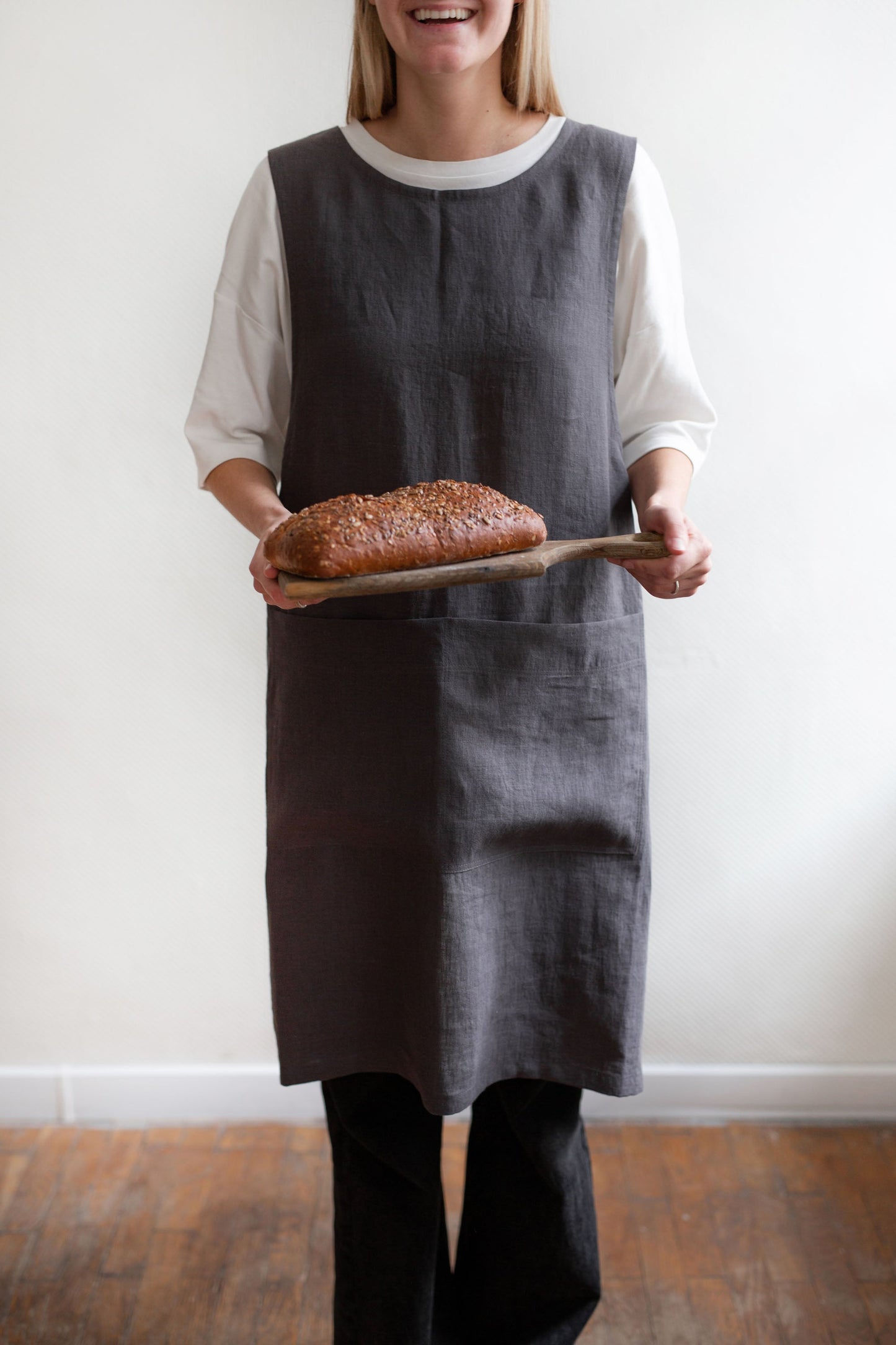 Pinafore linen apron - homemem39