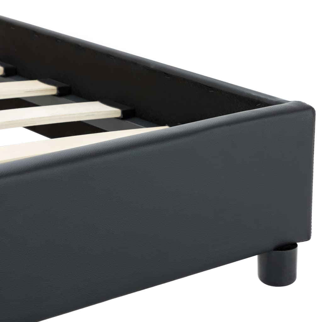 Giroletto Nero in Similpelle 140x200 cm