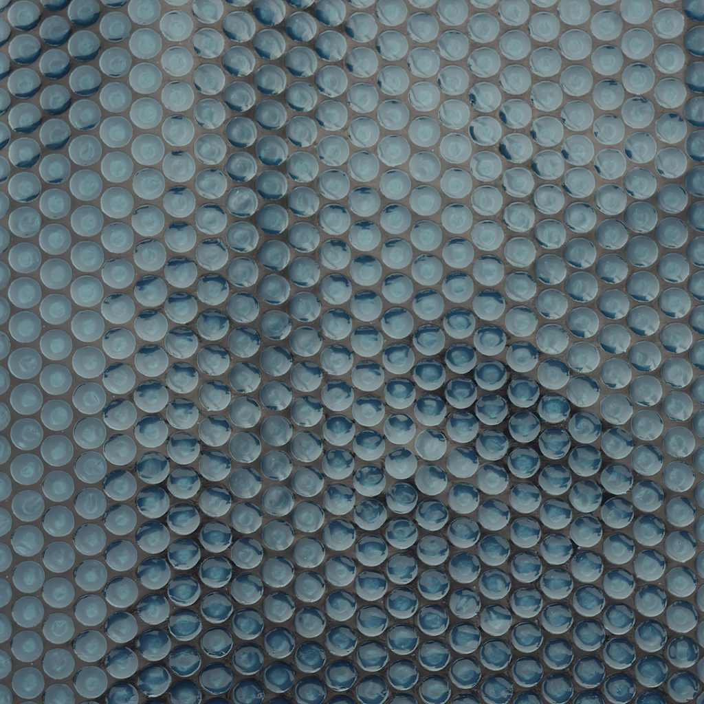 Pellicola Galleggiante Solare PE per Piscina 549 cm Nero e Blu