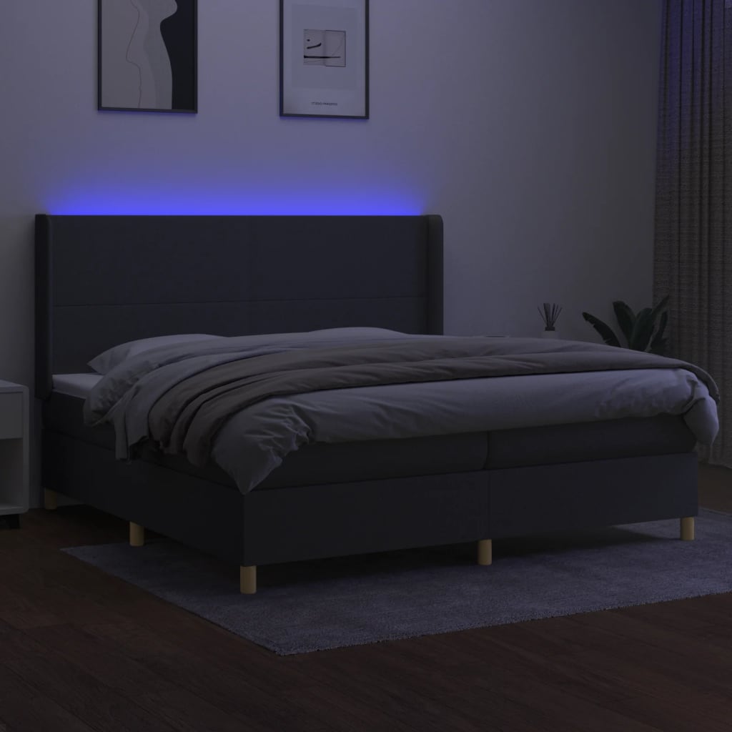 Letto a Molle Materasso e LED Grigio Scuro 200x200cm in Tessuto - homemem39