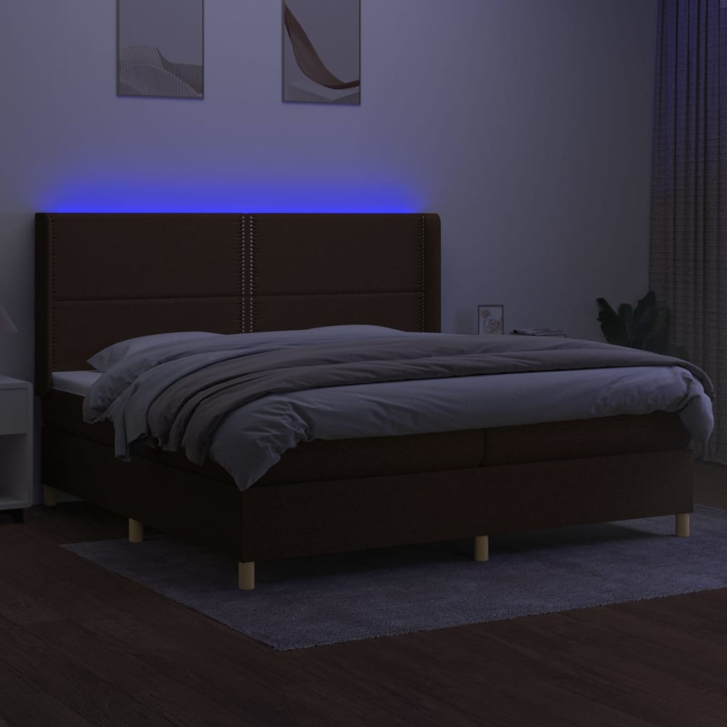 Letto a Molle Materasso e LED MarroneScuro 200x200cm in Tessuto | homemem39