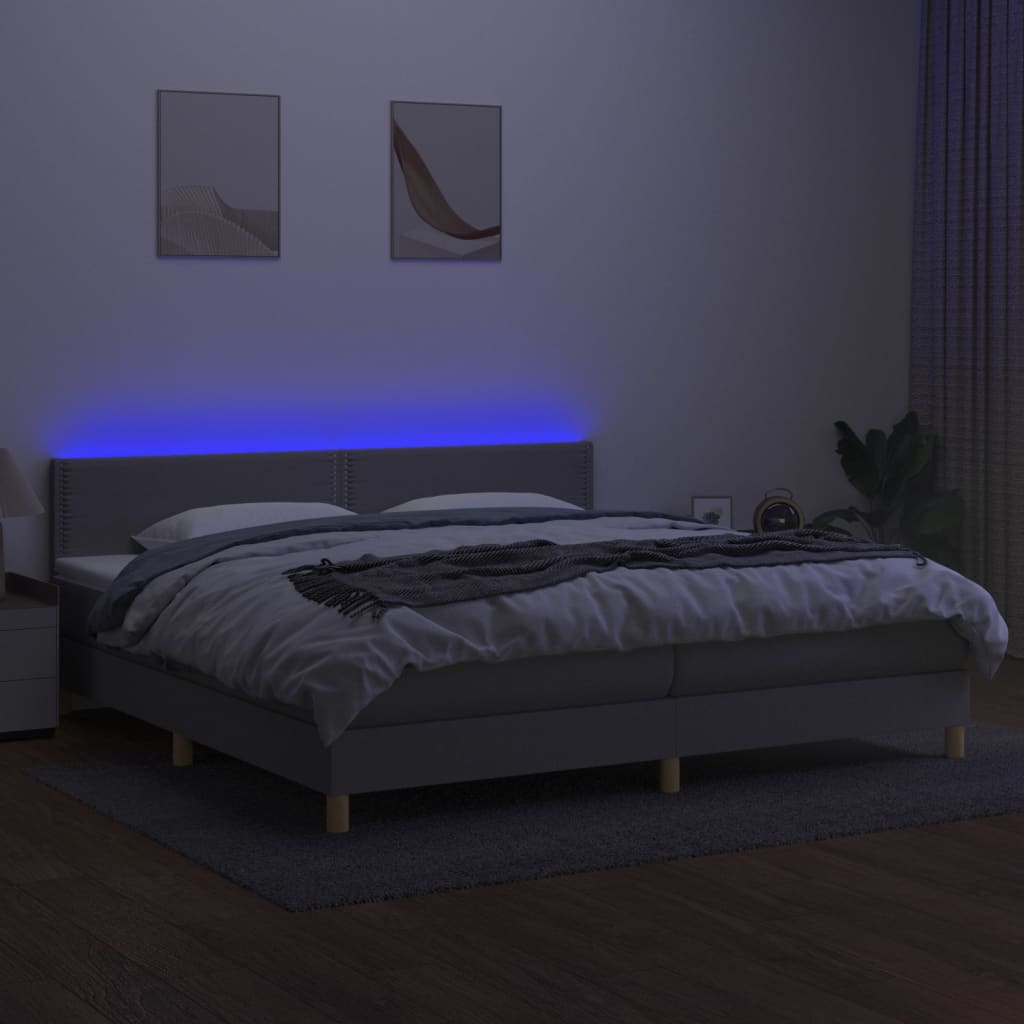 Letto a Molle Materasso e LED Grigio Chiaro 200x200 cm Tessuto - homemem39