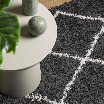 Tappeto Shaggy PAMPLONA a Pelo Lungo Nero e Crema 140x200 cm | homemem39