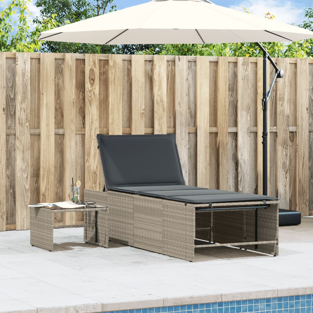 Lettini prendisole 2 pz con tavolo grigio chiaro in polyrattan - homemem39