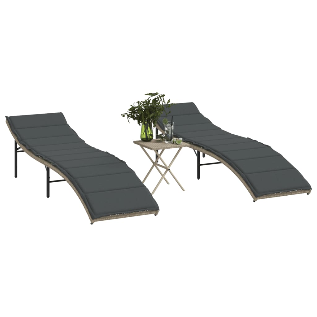 Lettini Prendisole 2pz con Tavolino Grigio Chiaro in Polyrattan - homemem39