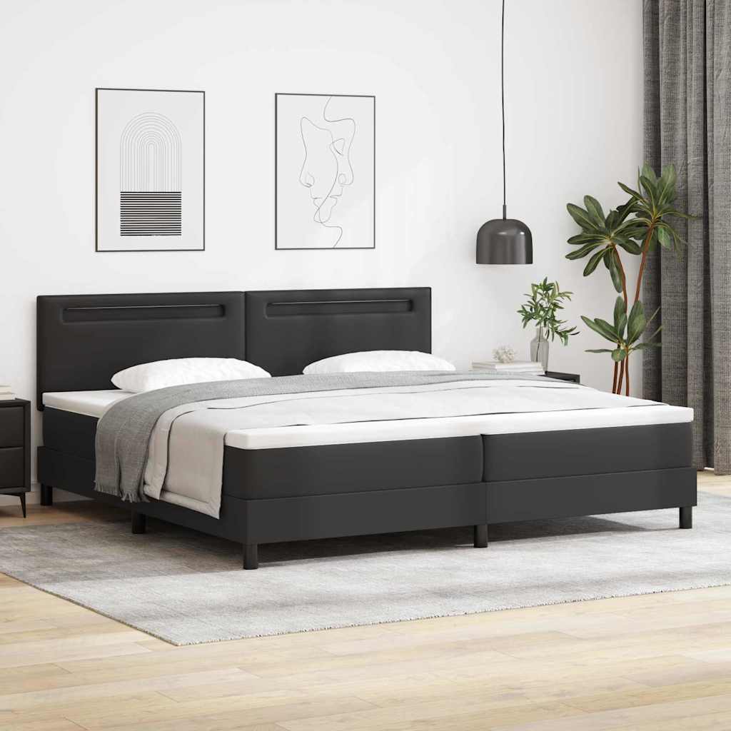 Struttura letto con materasso Nero 200 x 200 cm Pelle sintetica