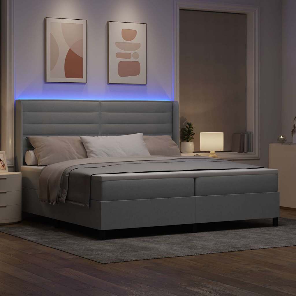 Letto a Sorgente LED Grigio chiaro 200 x 200 cm Tessuto