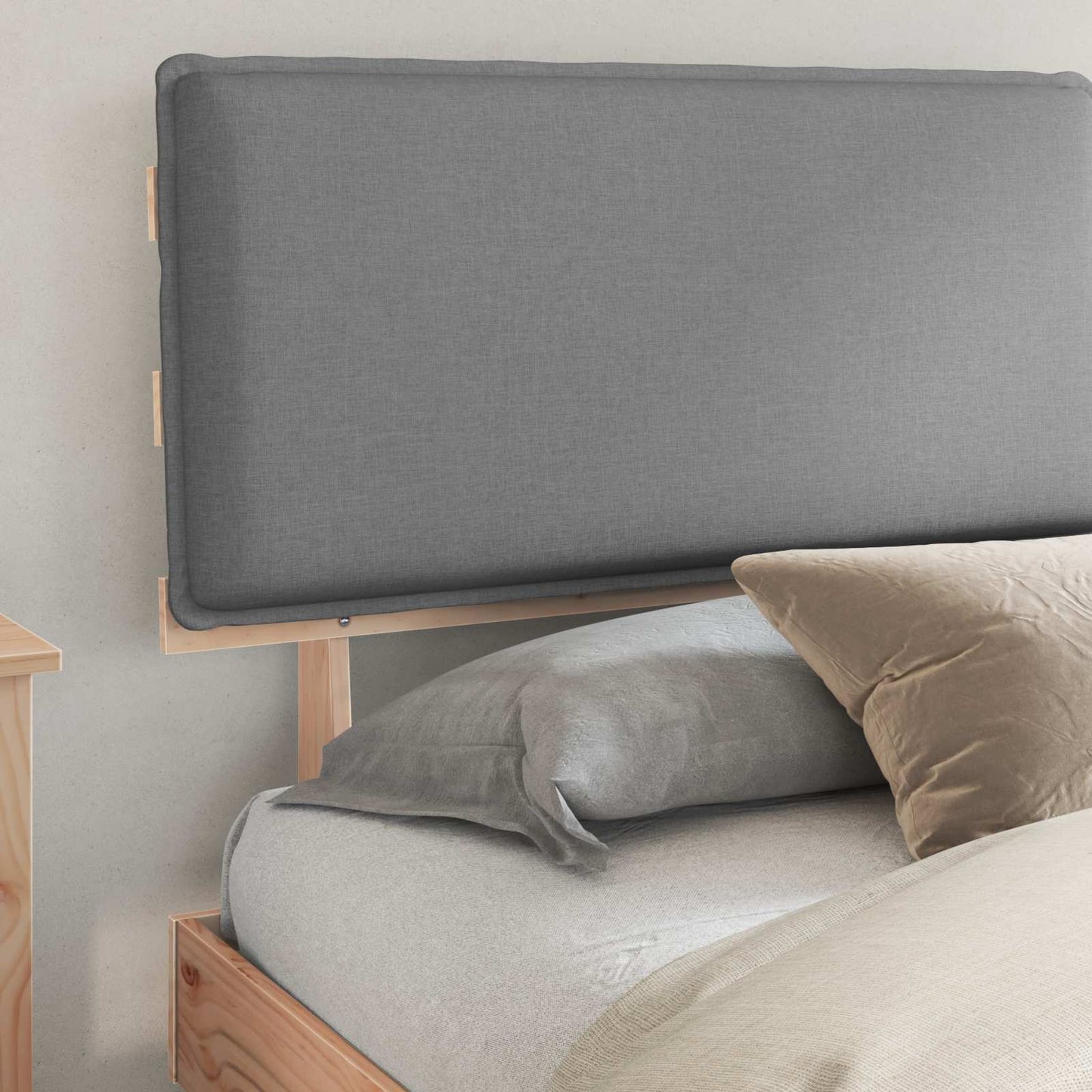 Letto con Testiera Rivestita Grigio chiaro 200 x 200 cm | homemem39