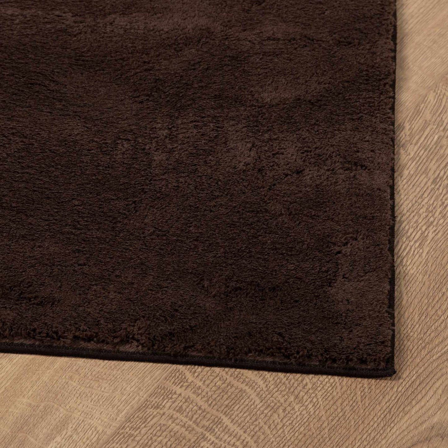 Tappeto a pelo medio, morbido e lavabile HUARTE Marrone | homemem39